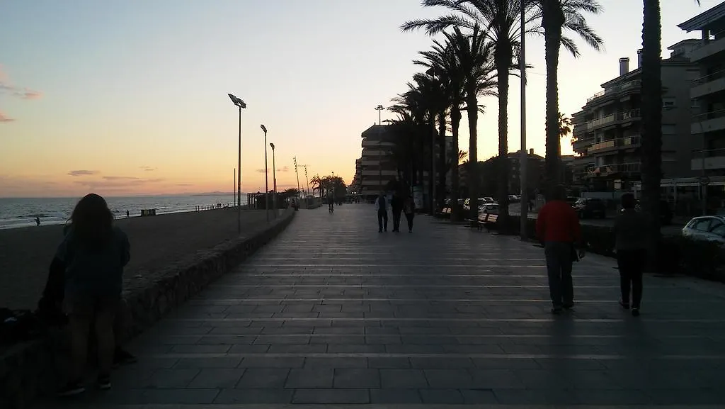 Passeig Maritim Apartment Calafell